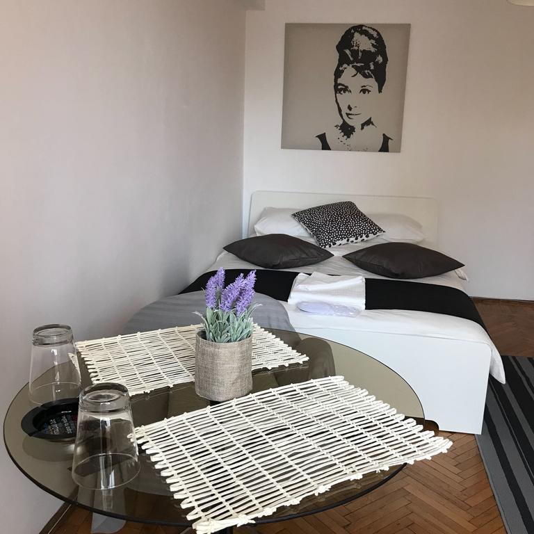 Studio Confort Bukarest Exteriör bild